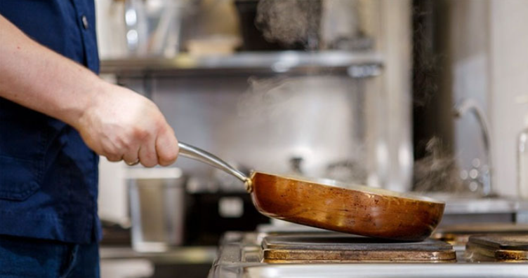 Không Gian Sống Sạch Hơn: Vai Trò Của Máy Lọc Không Khí Trong Gia Đình Hiện Đại